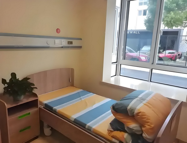 深圳福永户政中心电话_53岁朱茵住山里开破车？ 规模租赁住房合理确定建设